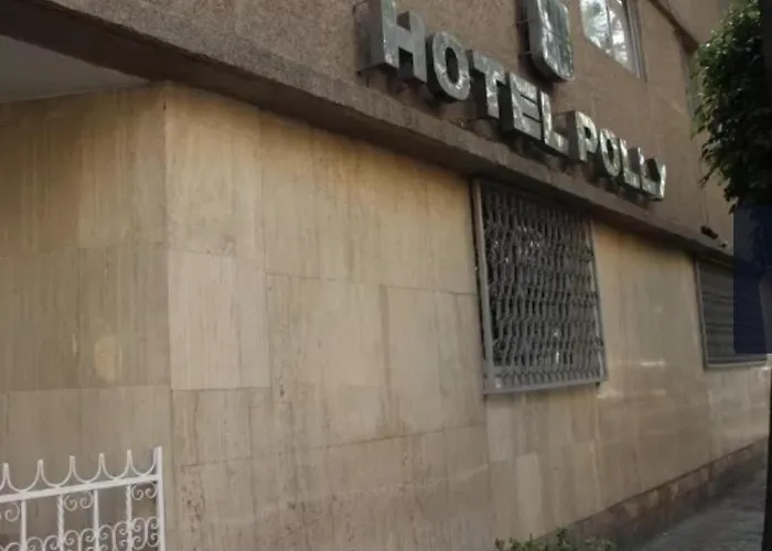 Hotel Polly